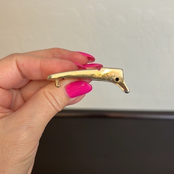 Taner vintage belt buckle Gold tone metal, enamel red with gold tone crocodile - Picture 5 of 12